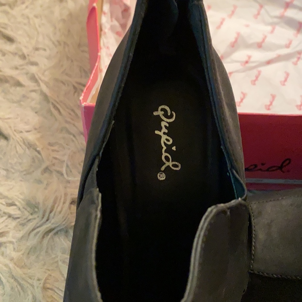 Platform Heels - Picture 6 of 6
